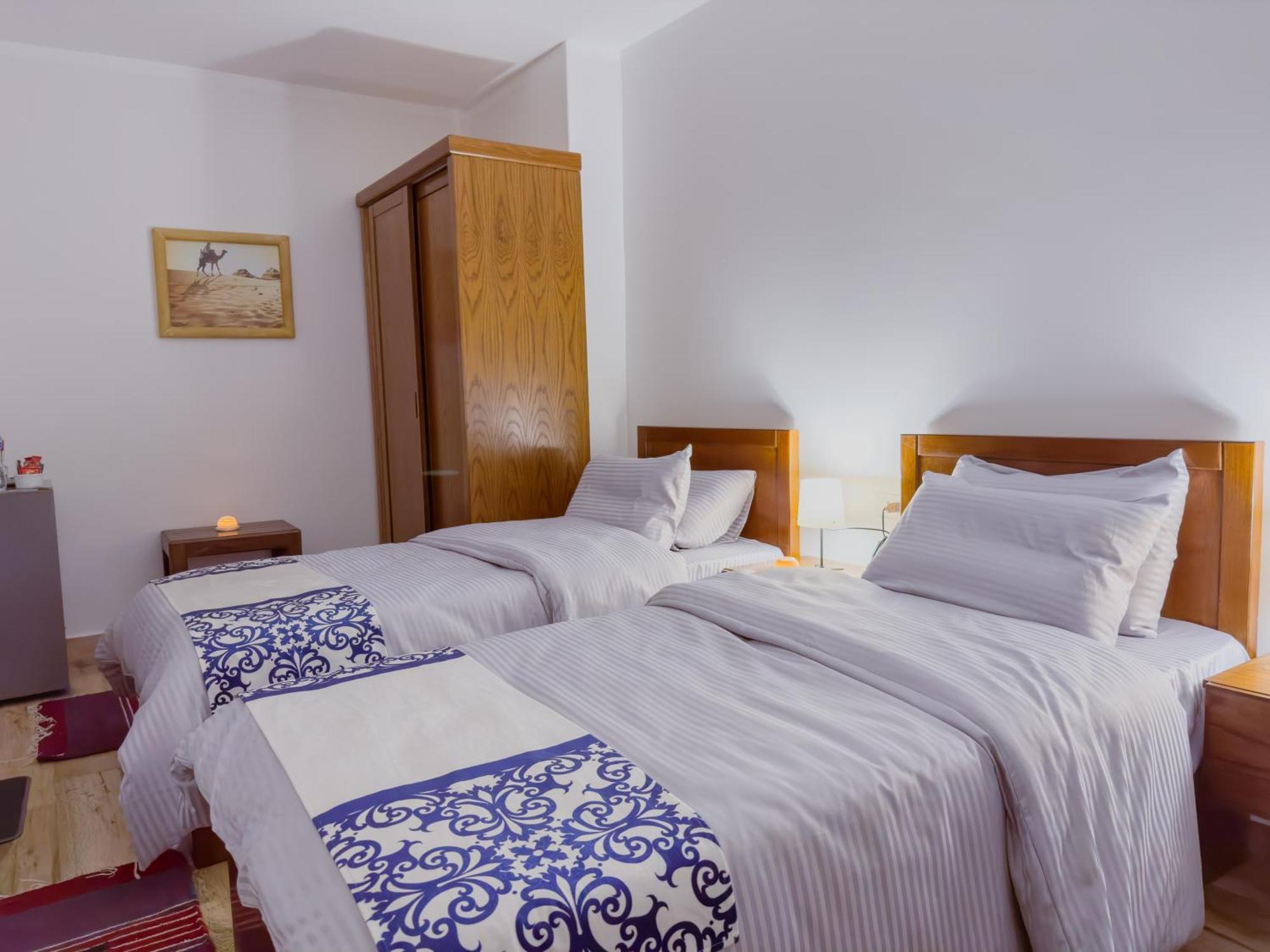 Royal Crown Hotel Giza Pyramids View Kafret el-Gabal Pokoj fotografie